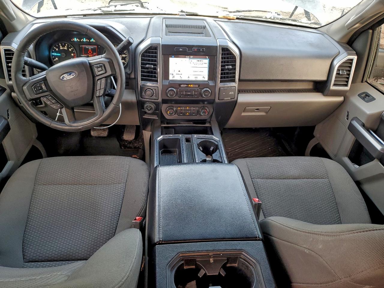 Ford F-150 Supercrew Image 4