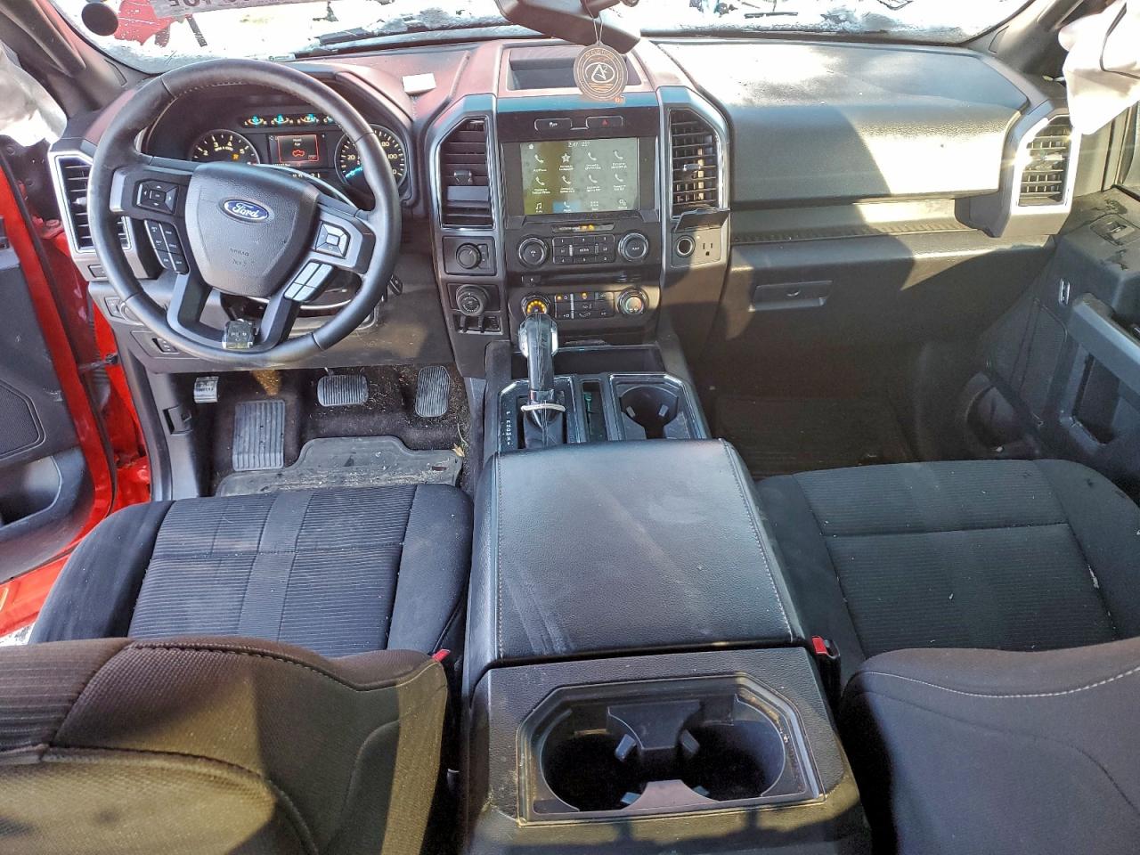 Ford F-150 Supercrew Image 4