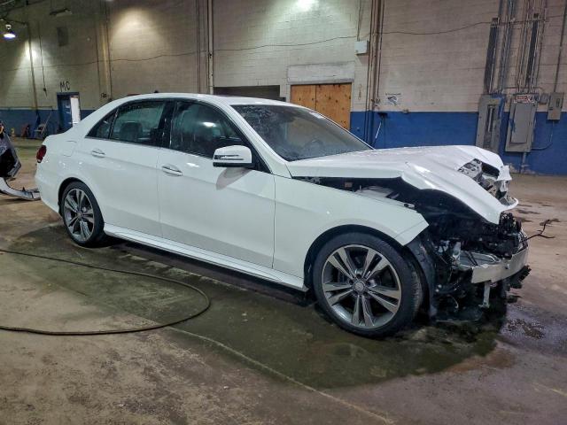 Mercedes-Benz E-Class 350 4matic Image 10