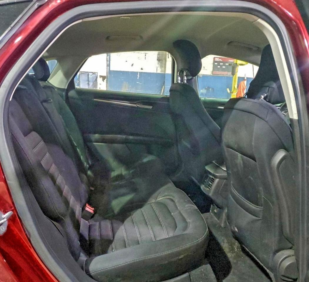 Ford Fusion Se Image 2