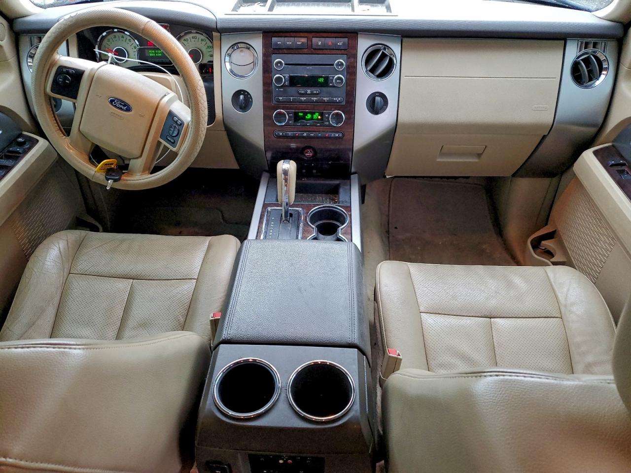 Ford Expedition Xlt Image 6