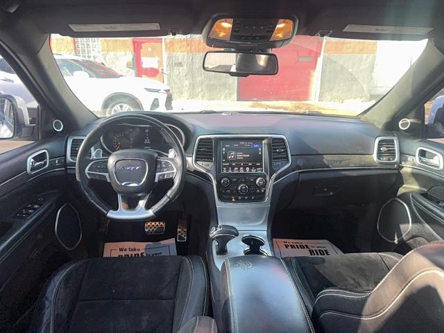 Jeep Grand Cherokee Srt-8 Image 9