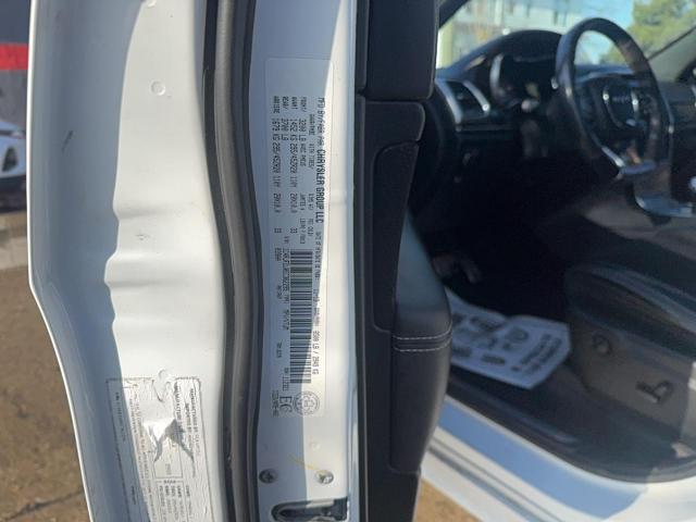 Jeep Grand Cherokee Srt-8 Image 7