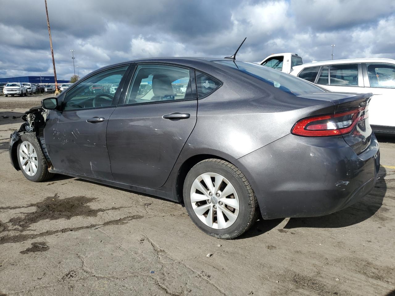 Dodge Dart Sxt Image 2