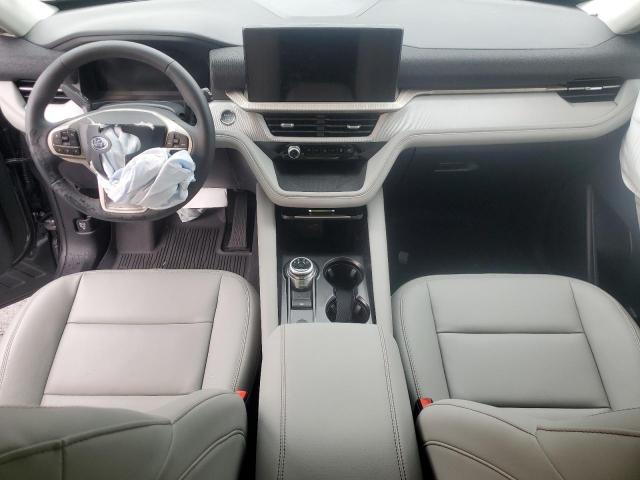 Ford Explorer Active Image 8