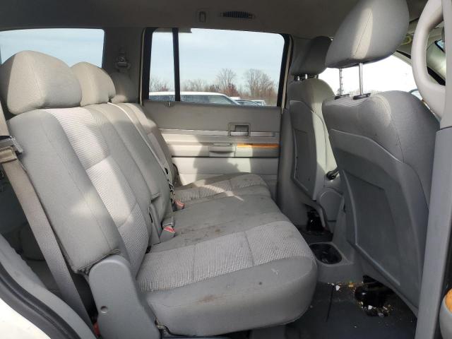 Chrysler Aspen Limited Image 7