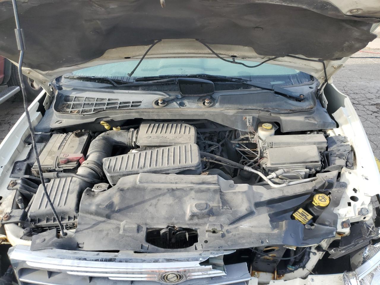 Chrysler Aspen Limited Image 10