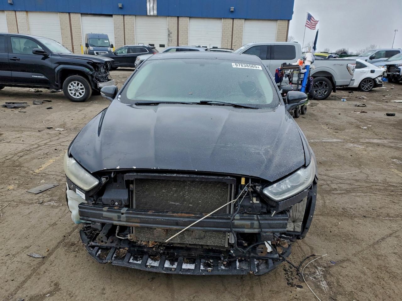 Ford Fusion Se Image 4