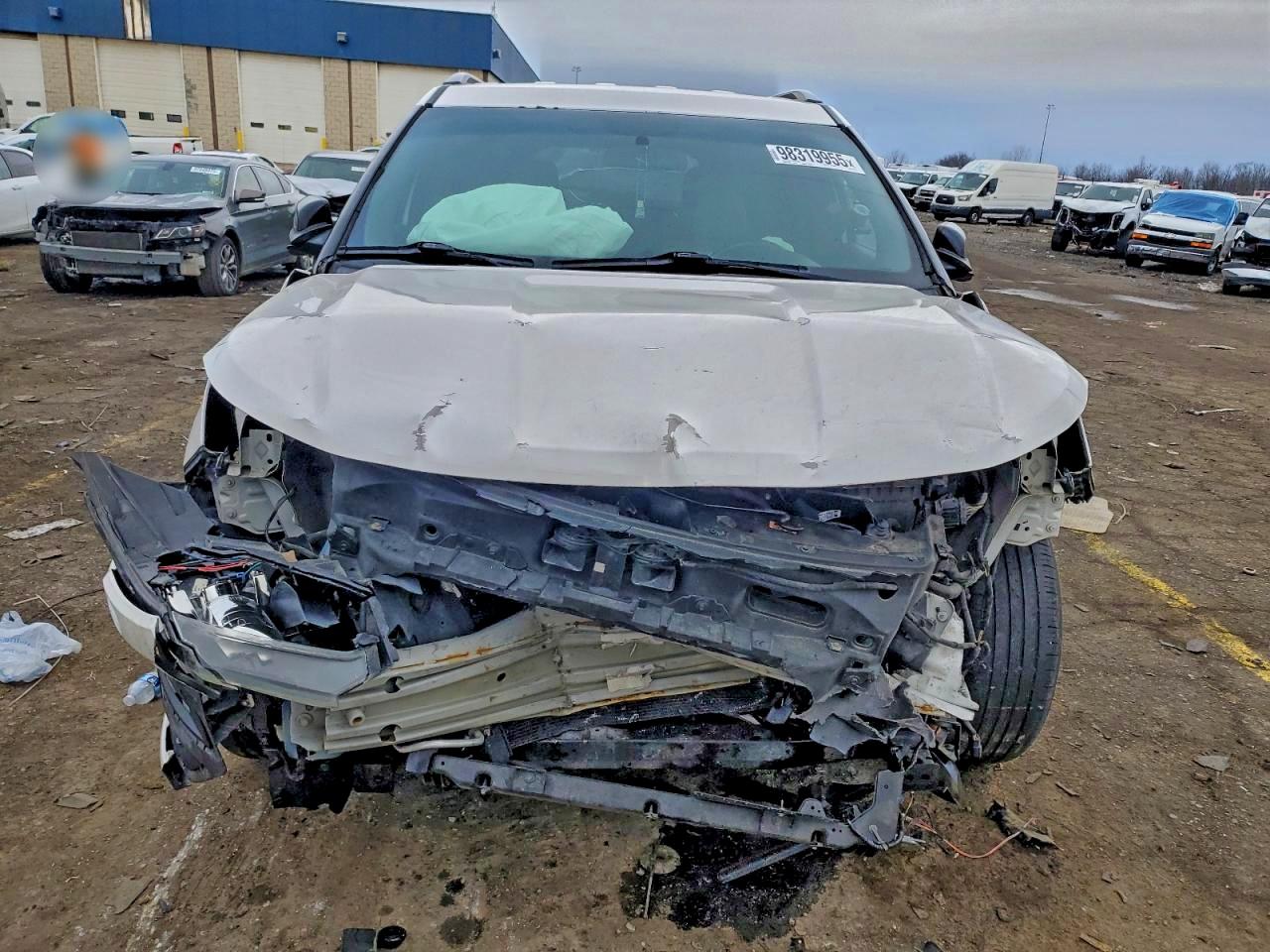 Ford Explorer Xlt Image 6