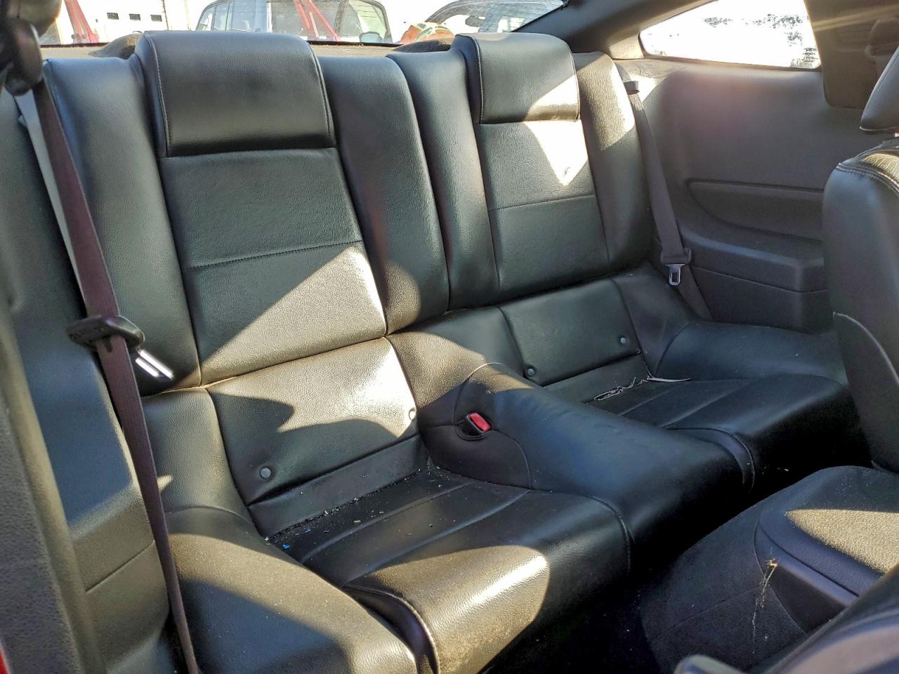 Ford Mustang Image 5