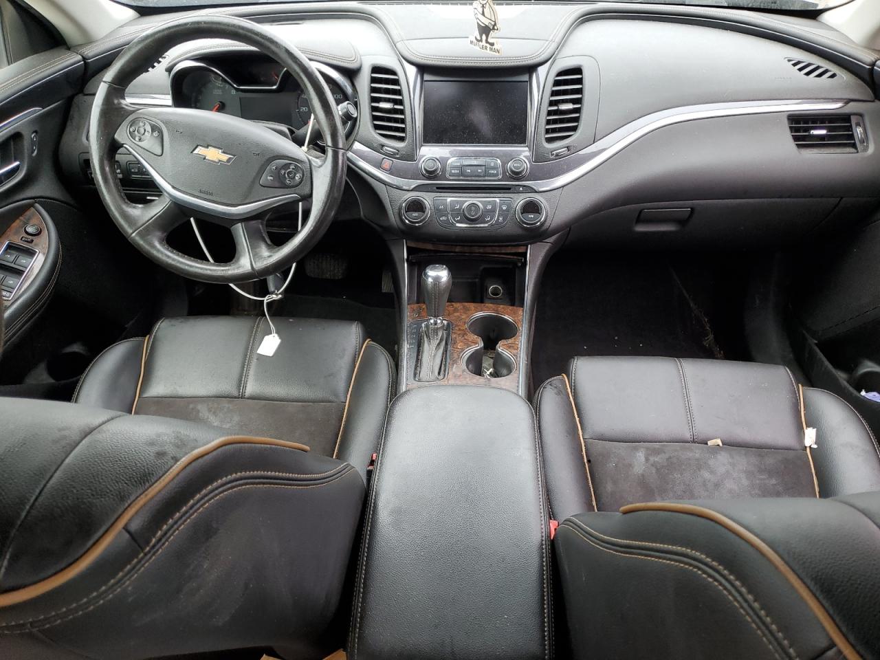 Chevrolet Impala Lt Image 2