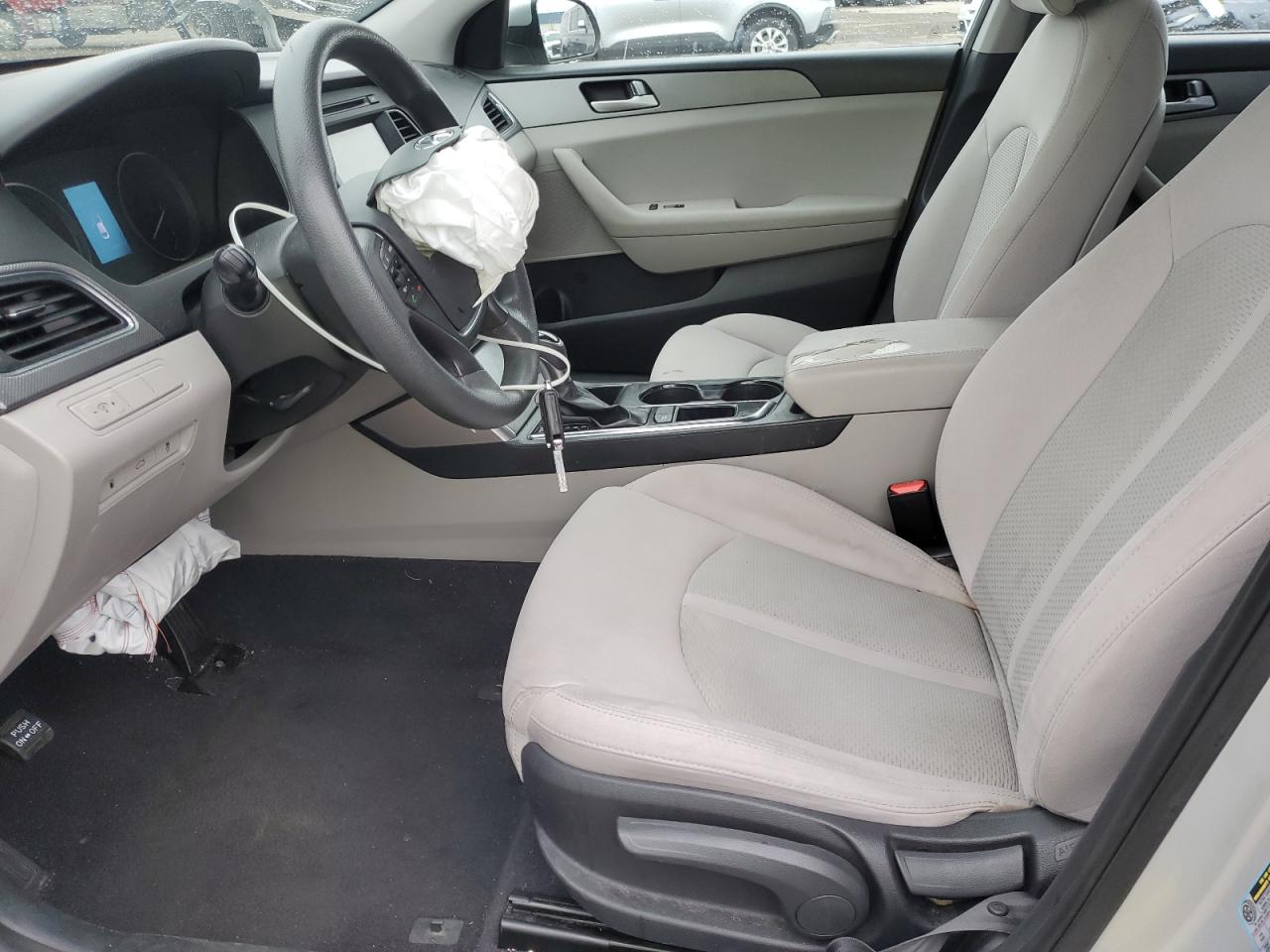 Hyundai SONATA Se Image 11