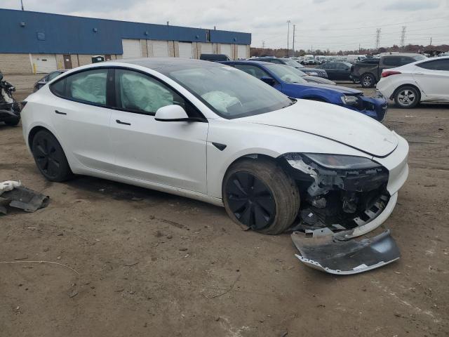 Tesla Model 3 Image 7