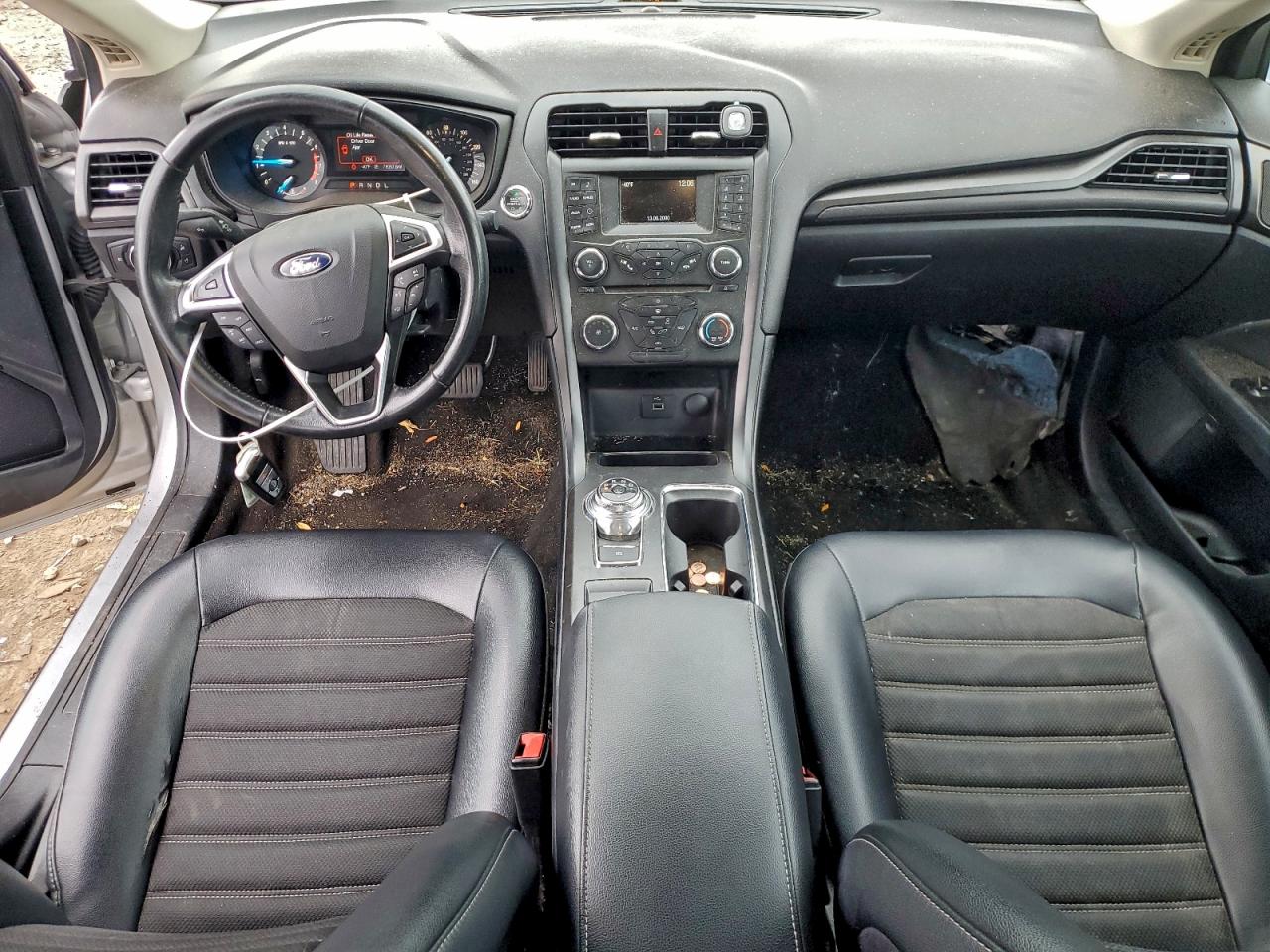 Ford Fusion Se Image 6