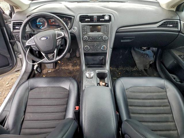 Ford Fusion Se Image 6