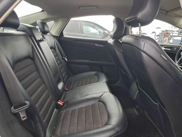 Ford Fusion Se Image 9