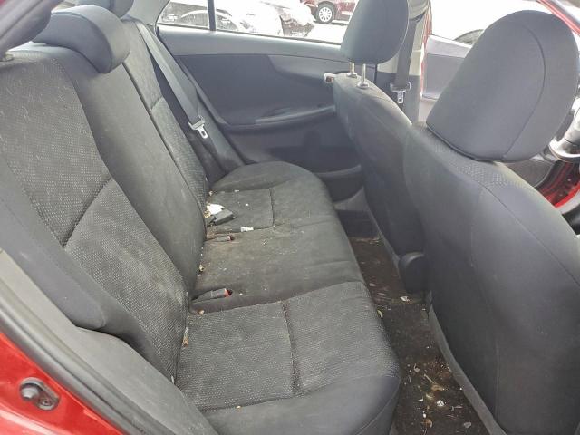 Toyota Corolla Base Image 10