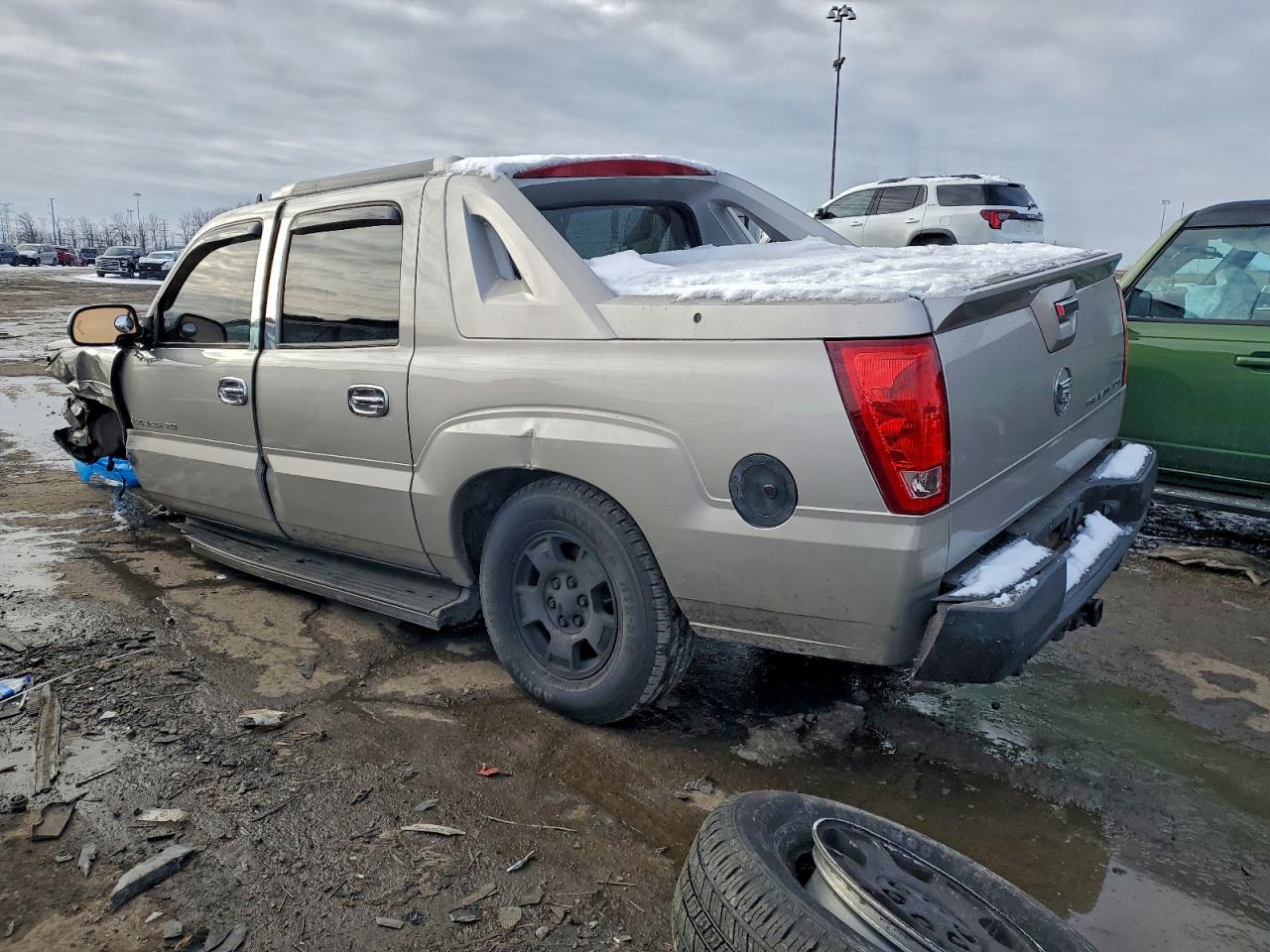 Cadillac Escalade Ext Image 2