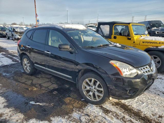 Nissan Rogue S Image 3