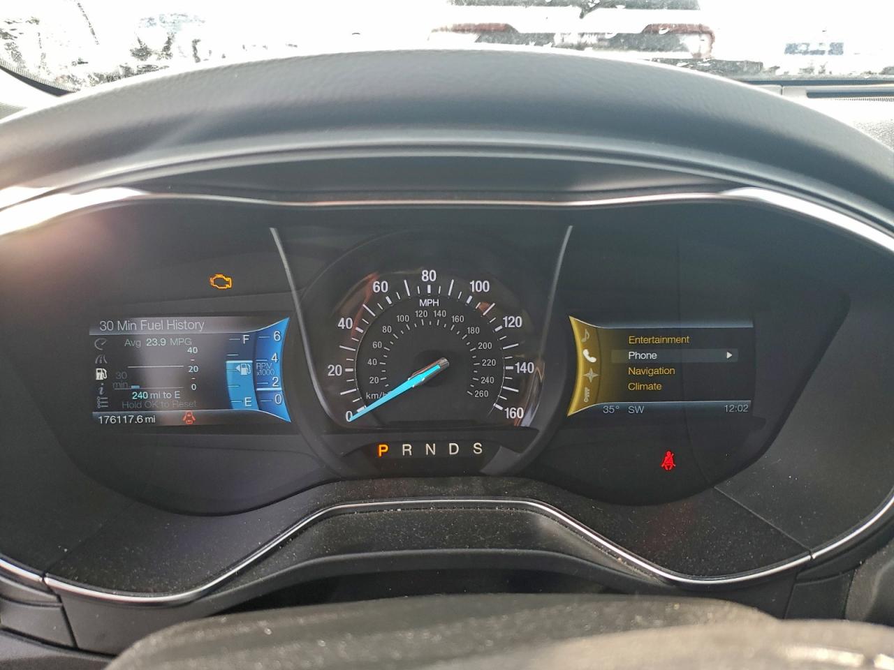 Ford Fusion Titanium Image 8