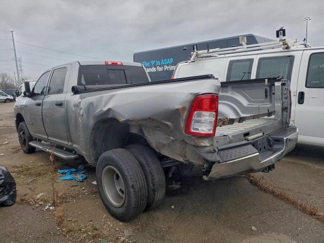 Ram 3500 Tradesman Image 4