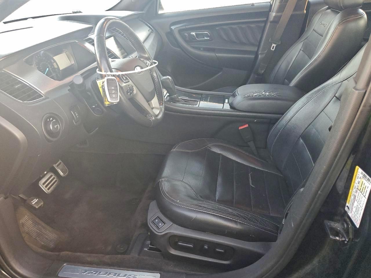 Ford Taurus Sho Image 3