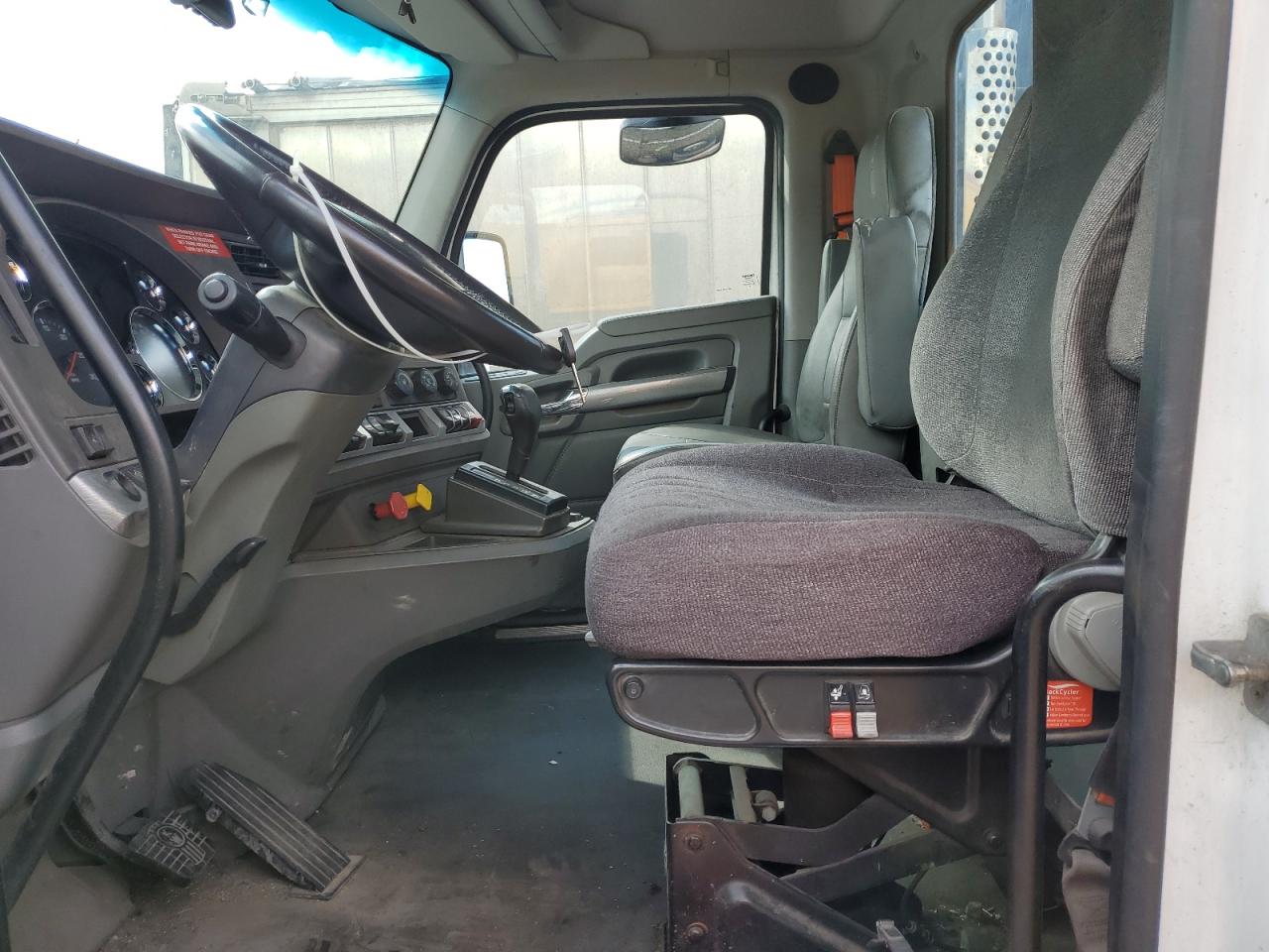 Kenworth T680 T680 Image 2