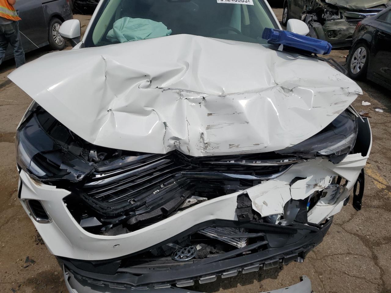 Buick Envision Essence Image 9