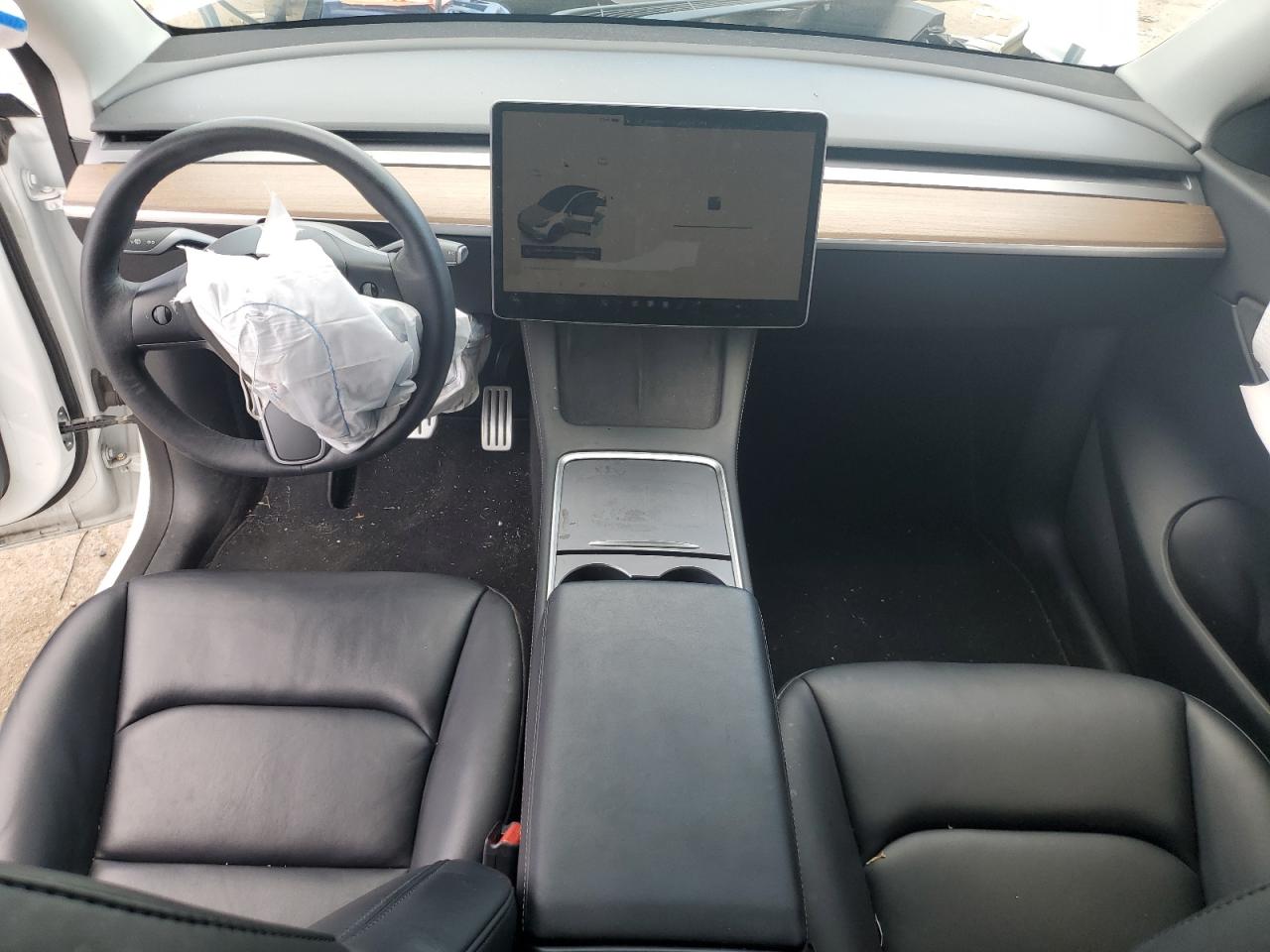 Tesla Model Y Image 3