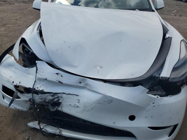 Tesla Model Y Image 8