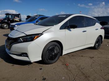  Salvage Nissan LEAF