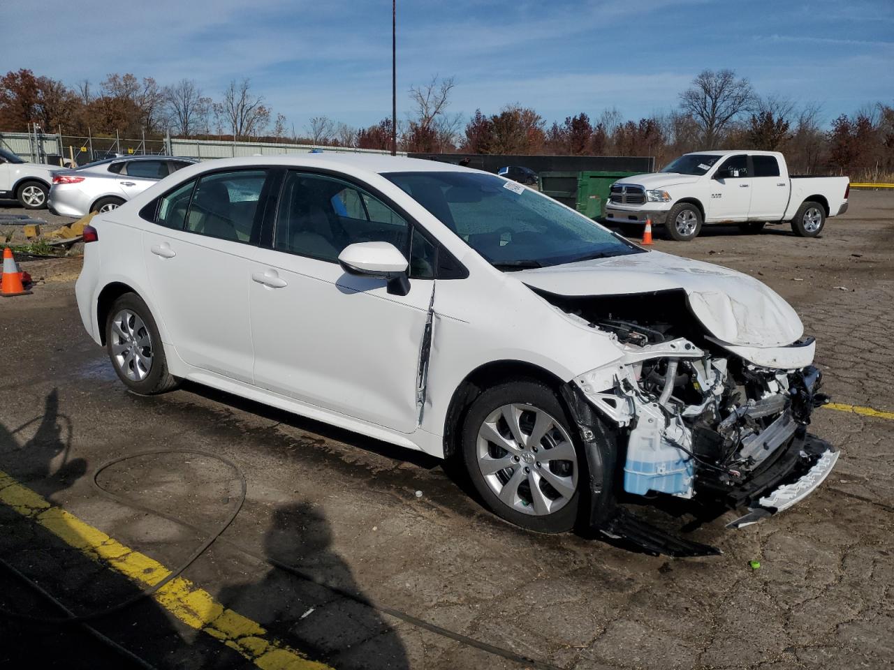 Toyota Corolla Le Image 2