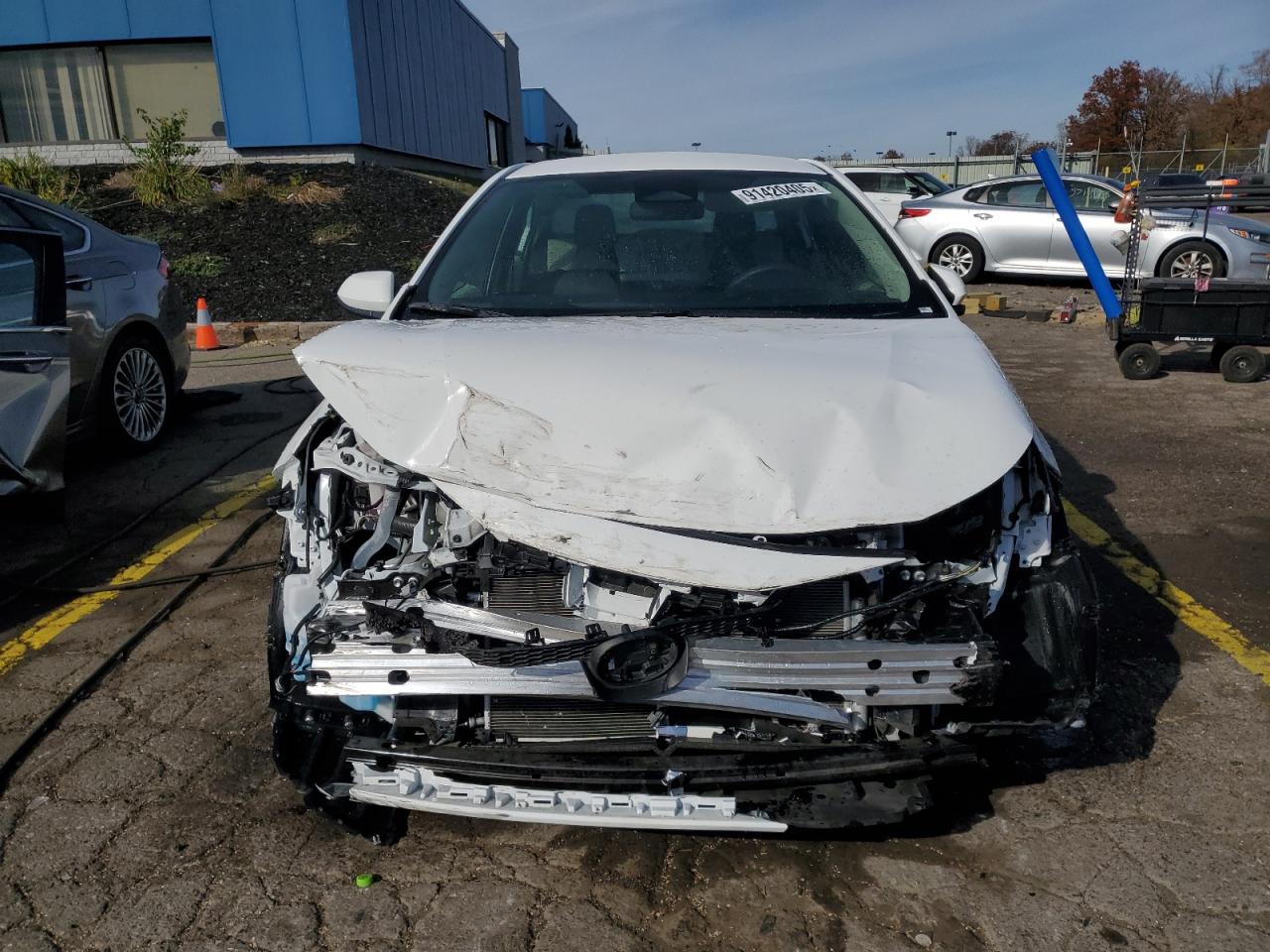 Toyota Corolla Le Image 10