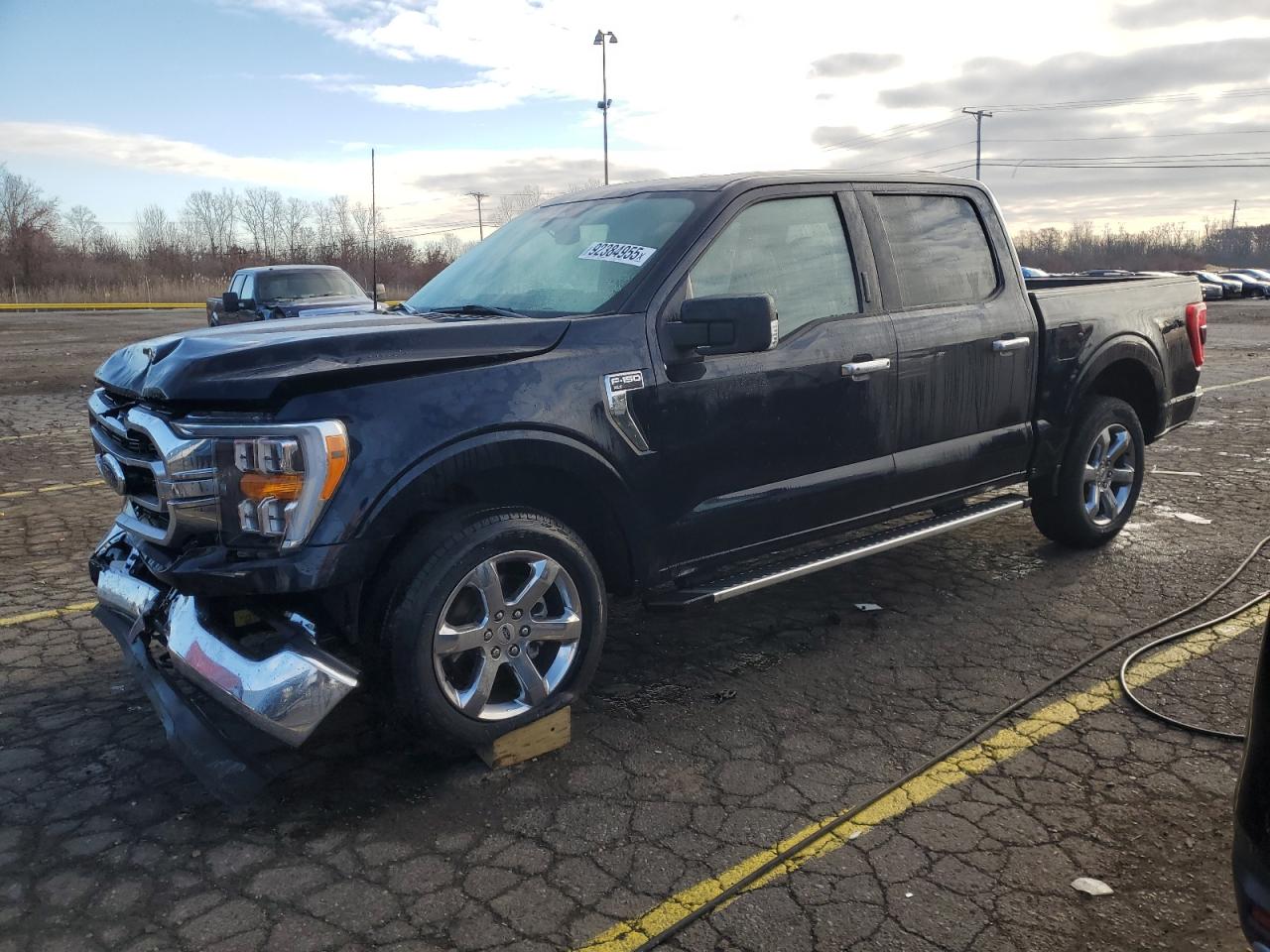 Ford F-150 Supercrew Image 1