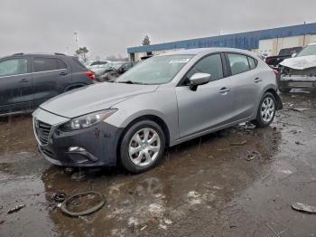  Salvage Mazda 3