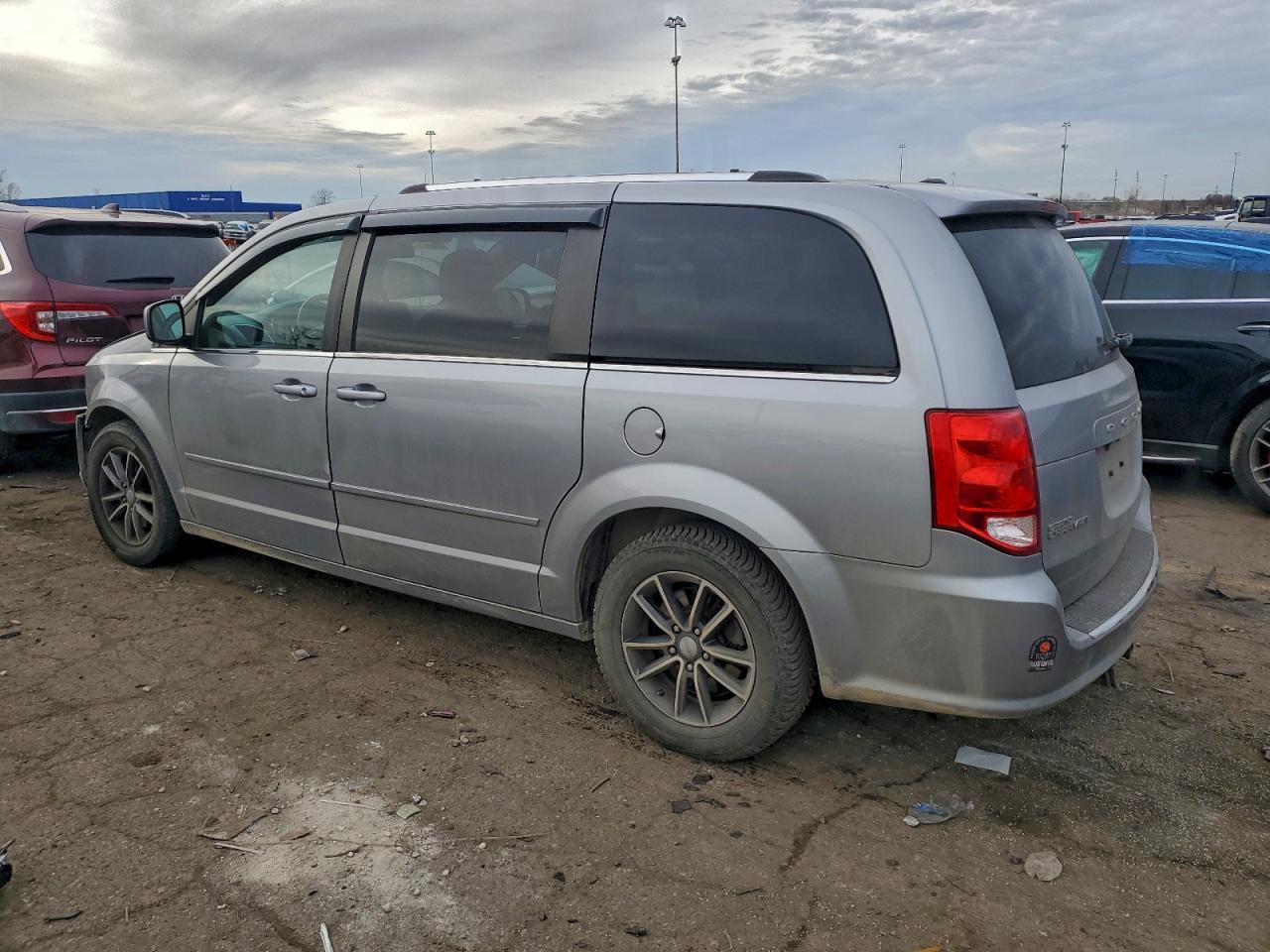 Dodge Caravan Sxt Image 4