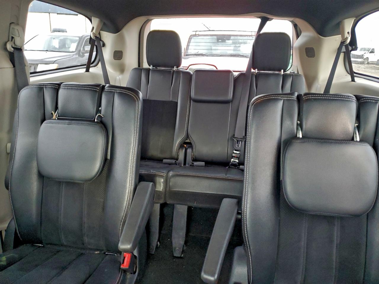 Dodge Caravan Sxt Image 7