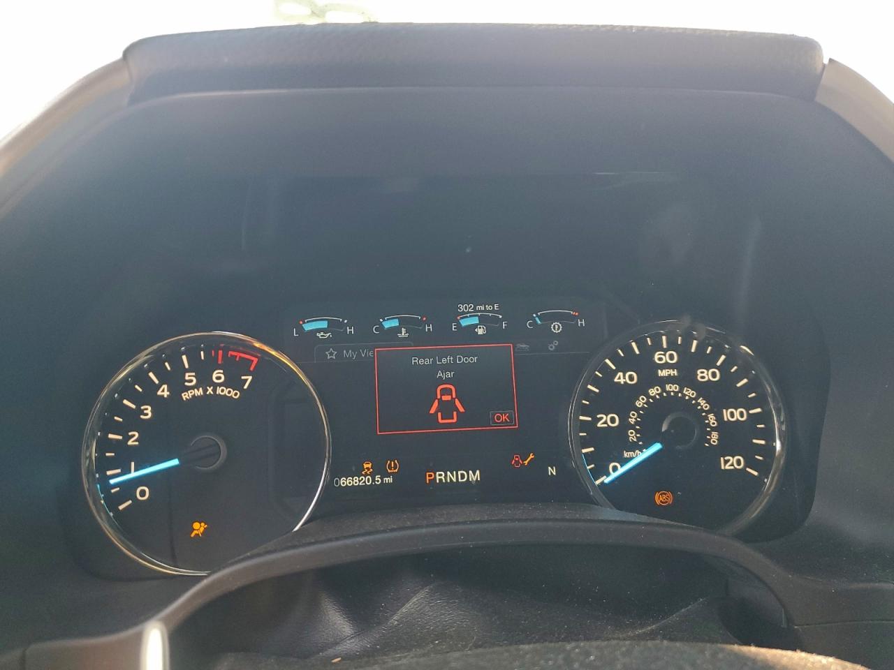 Ford F-150 Supercrew Image 8