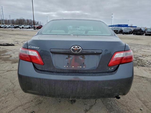 Toyota Camry Ce Image 2