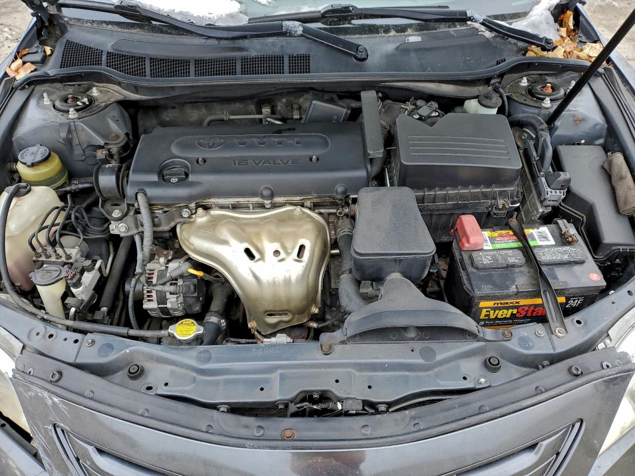 Toyota Camry Ce Image 12