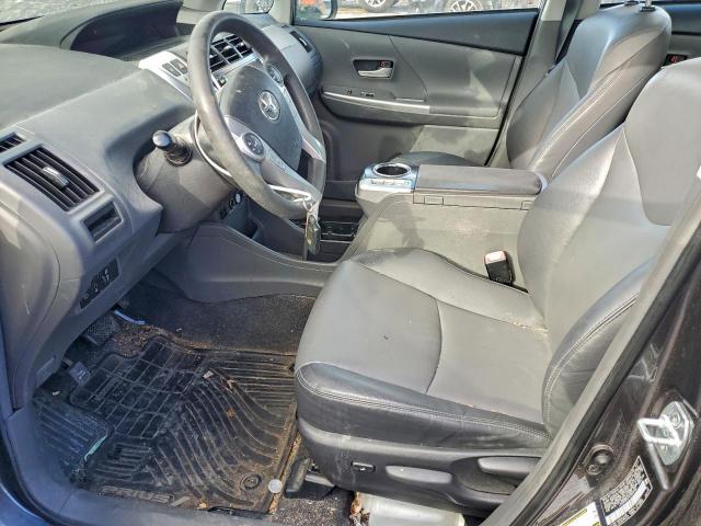 Toyota Prius Image 12