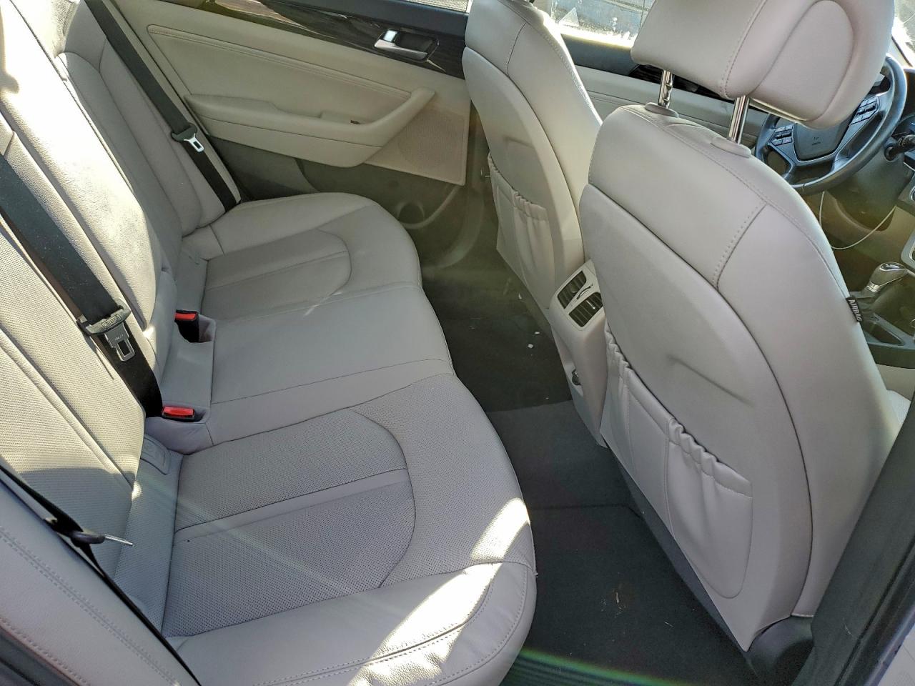 Hyundai SONATA Hybrid Image 11