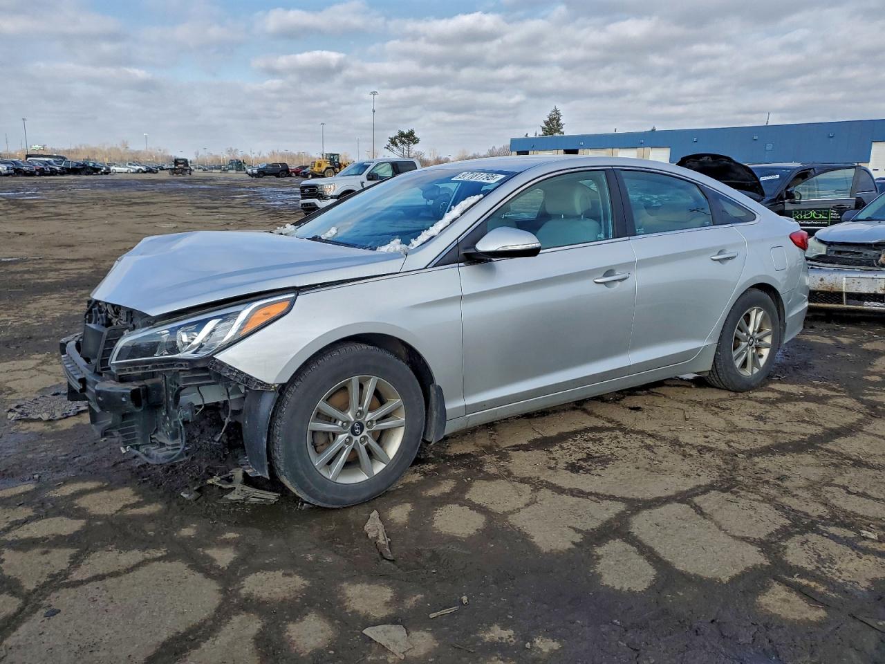 Hyundai SONATA Eco Image 1