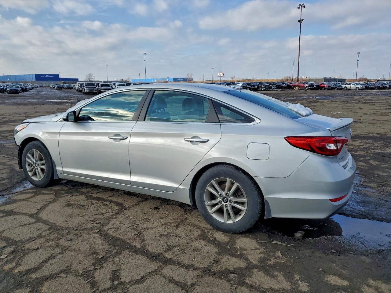 Hyundai SONATA Eco Image 2