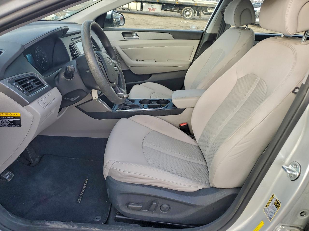 Hyundai SONATA Eco Image 9