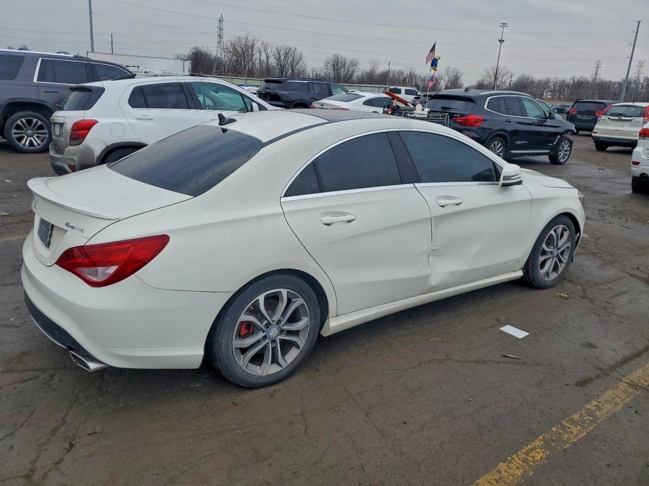 Mercedes-Benz Cla-class 250 4matic Image 3