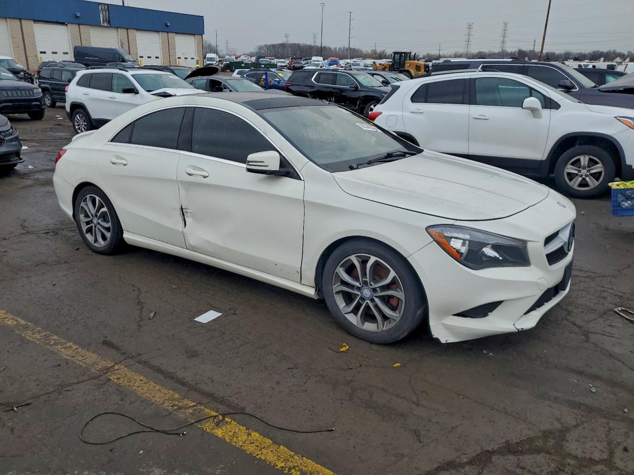 Mercedes-Benz Cla-class 250 4matic Image 8