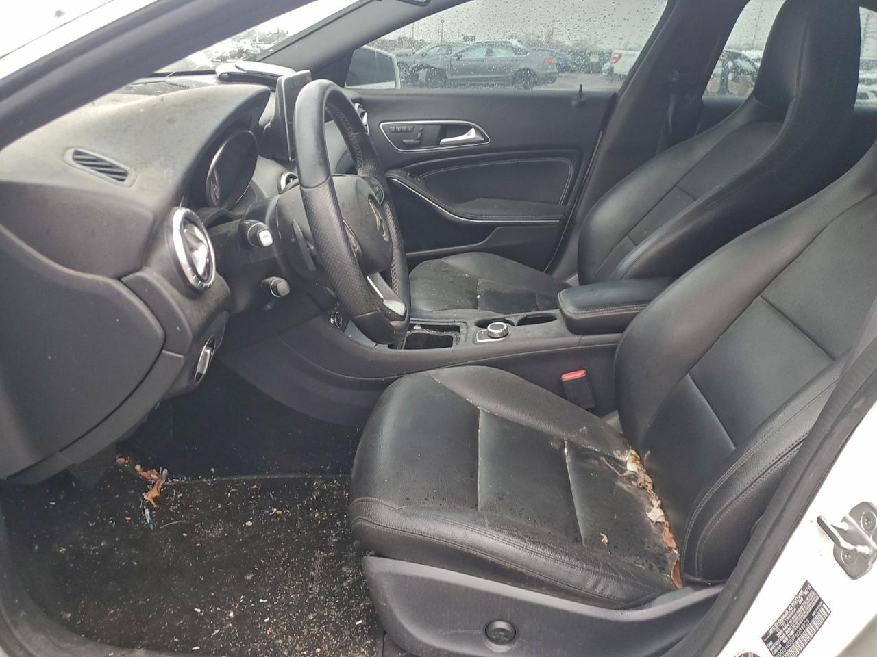 Mercedes-Benz Cla-class 250 4matic Image 12