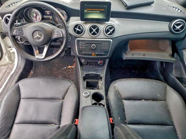 Mercedes-Benz Cla-class 250 4matic Image 11