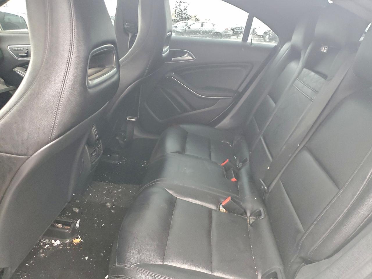 Mercedes-Benz Cla-class 250 4matic Image 6